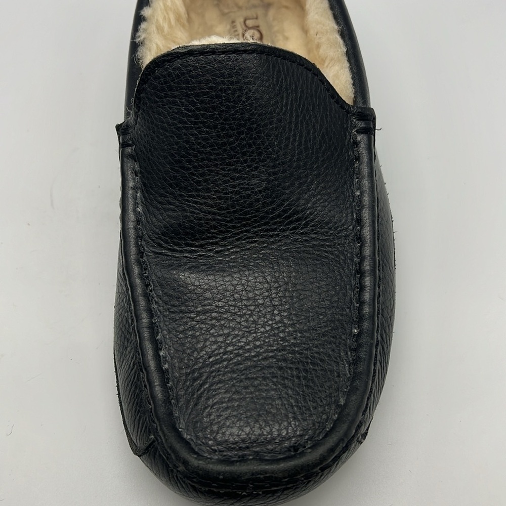 UGG - Ascot Grain Black Leather Shearling Sheepskin Lightweight Slippers Size 7 - Picture 11 of 16